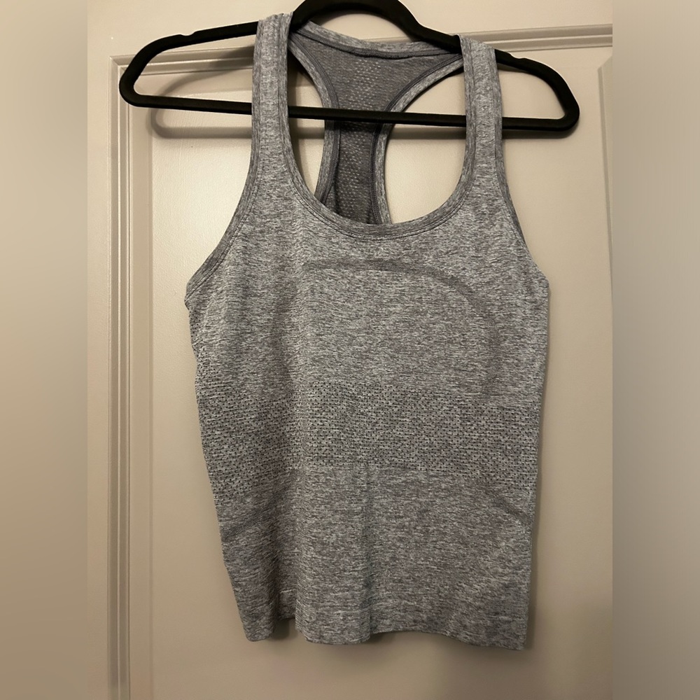Lululemon Swiftly Tech Racerback 2.0 race length